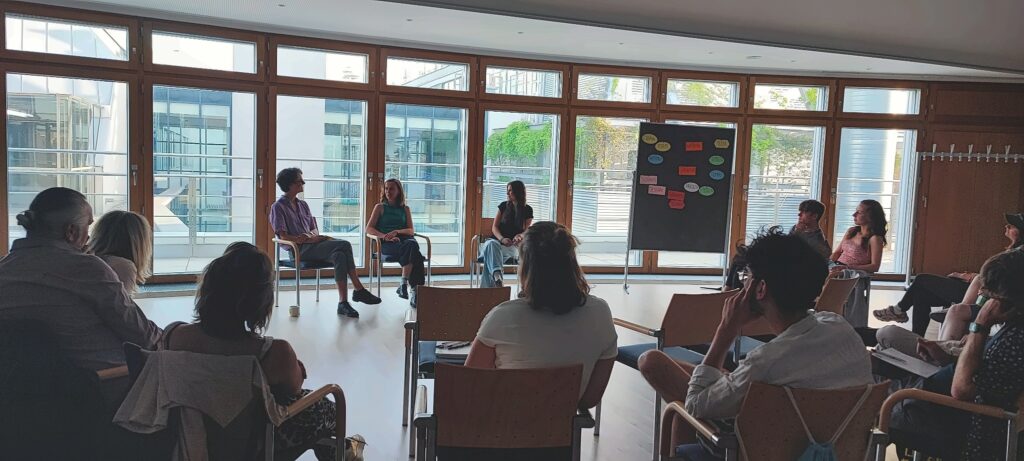 Aus dem Studio: Abend im Hörfeld: Investigative Audiorecherche über Europas Grenzpolitik